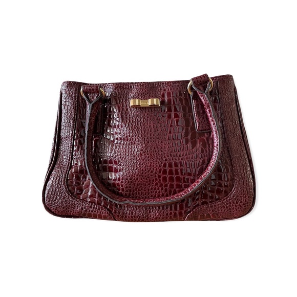 Victor Alfaro Handbags - 🎉HP🎉 Victor Alfaro Burgandy Croc Double Clasp Purse